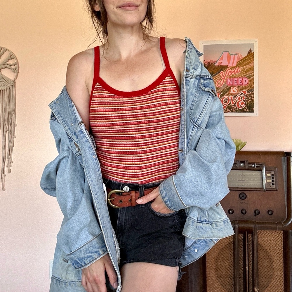 Arizona Jean Company Red Striped Ribbed Tank Top
